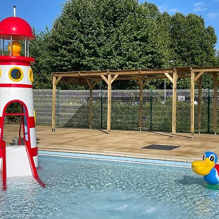 Camping De Thoissey *** Eksteriør bilde