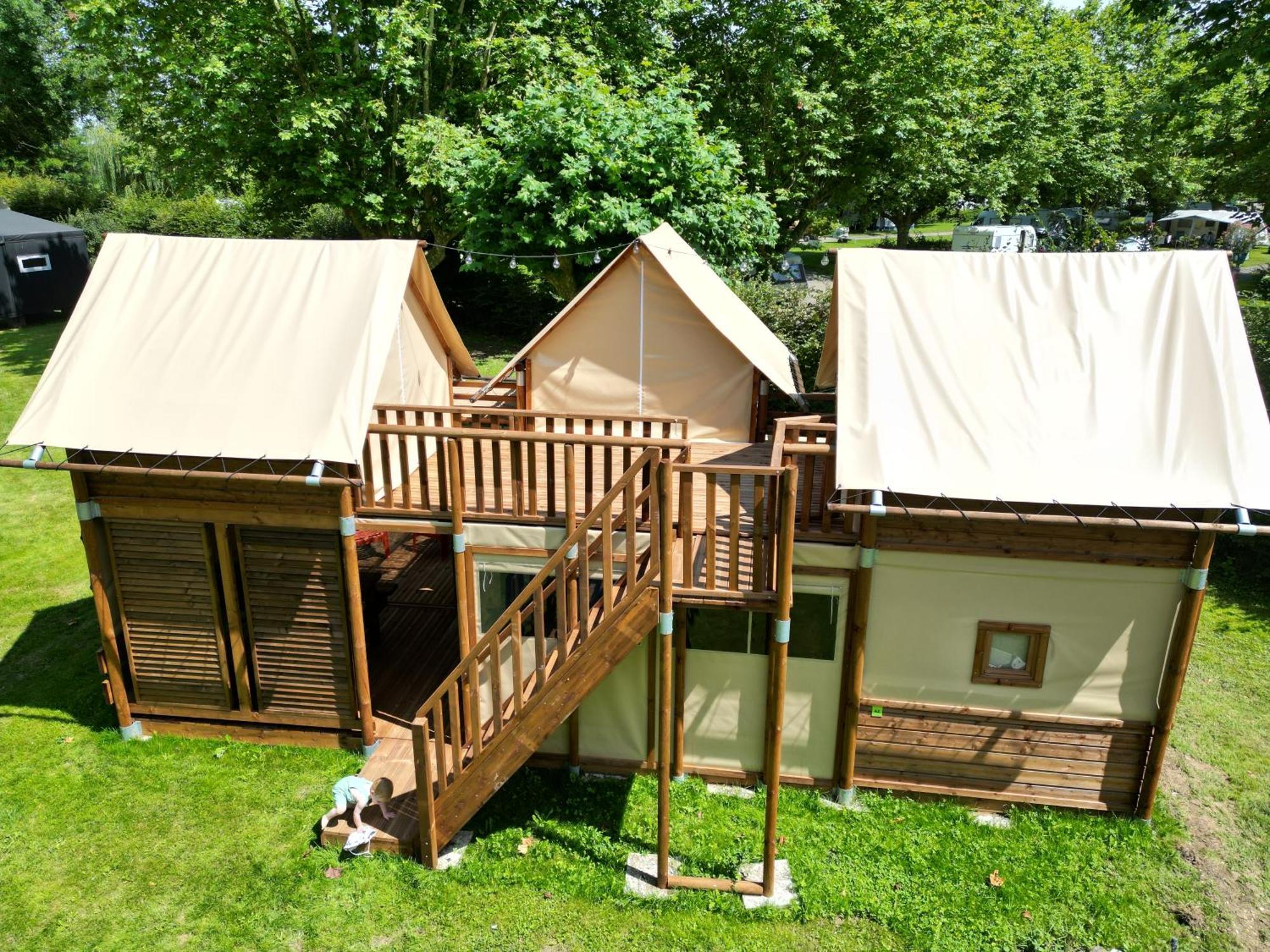 Camping De Thoissey *** Eksteriør bilde