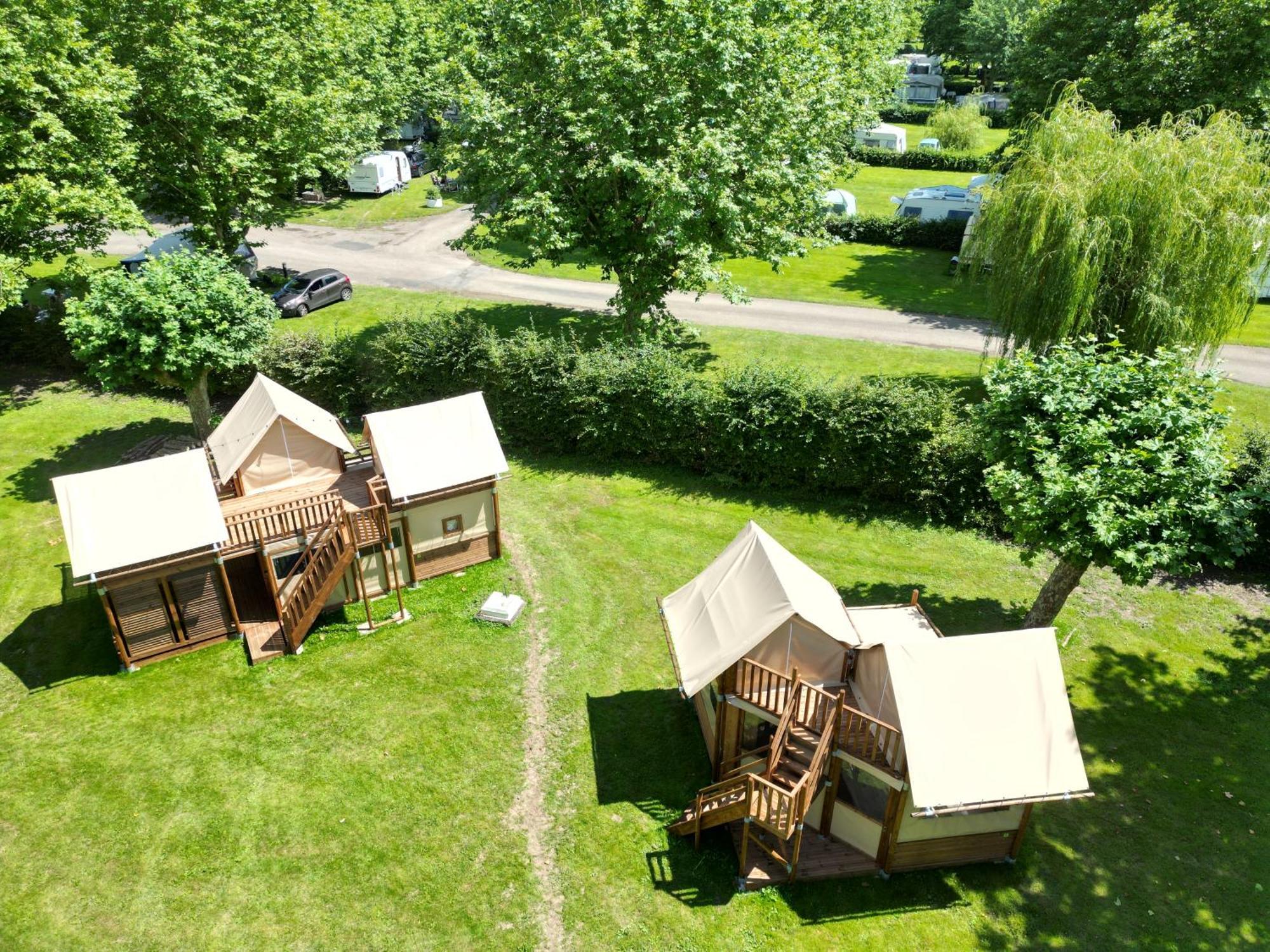 Camping De Thoissey *** Eksteriør bilde