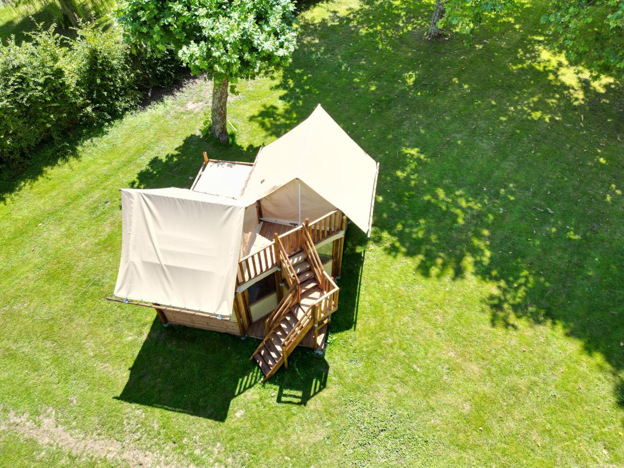 Camping De Thoissey *** Eksteriør bilde