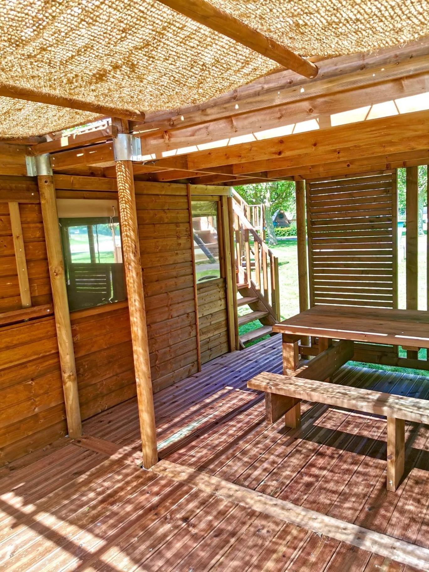 Camping De Thoissey *** Eksteriør bilde