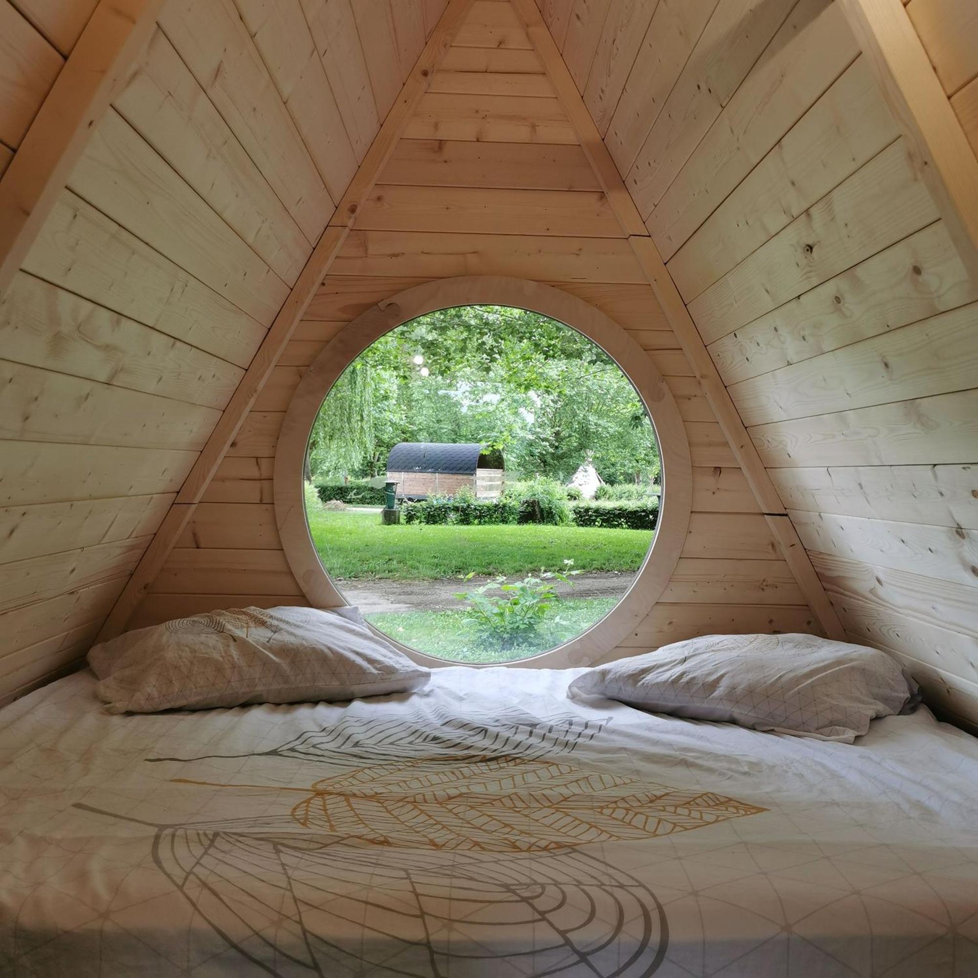 Camping De Thoissey *** Eksteriør bilde