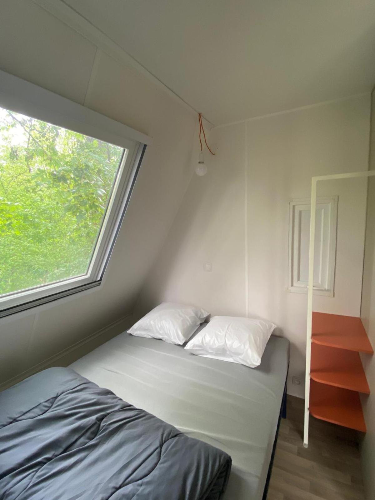 Camping De Thoissey *** Rom bilde