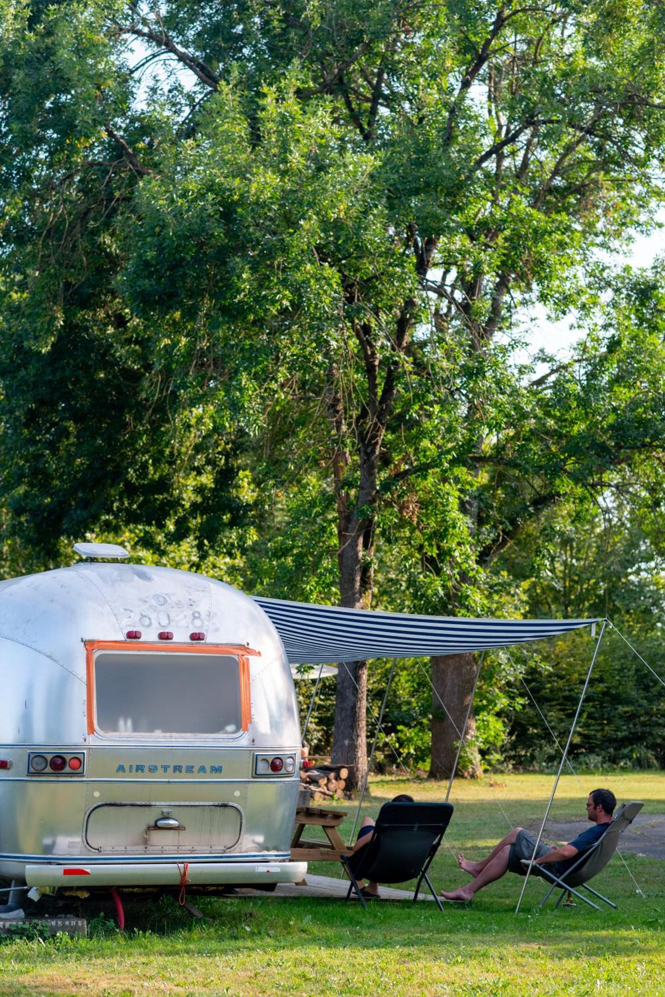 Camping De Thoissey *** Eksteriør bilde
